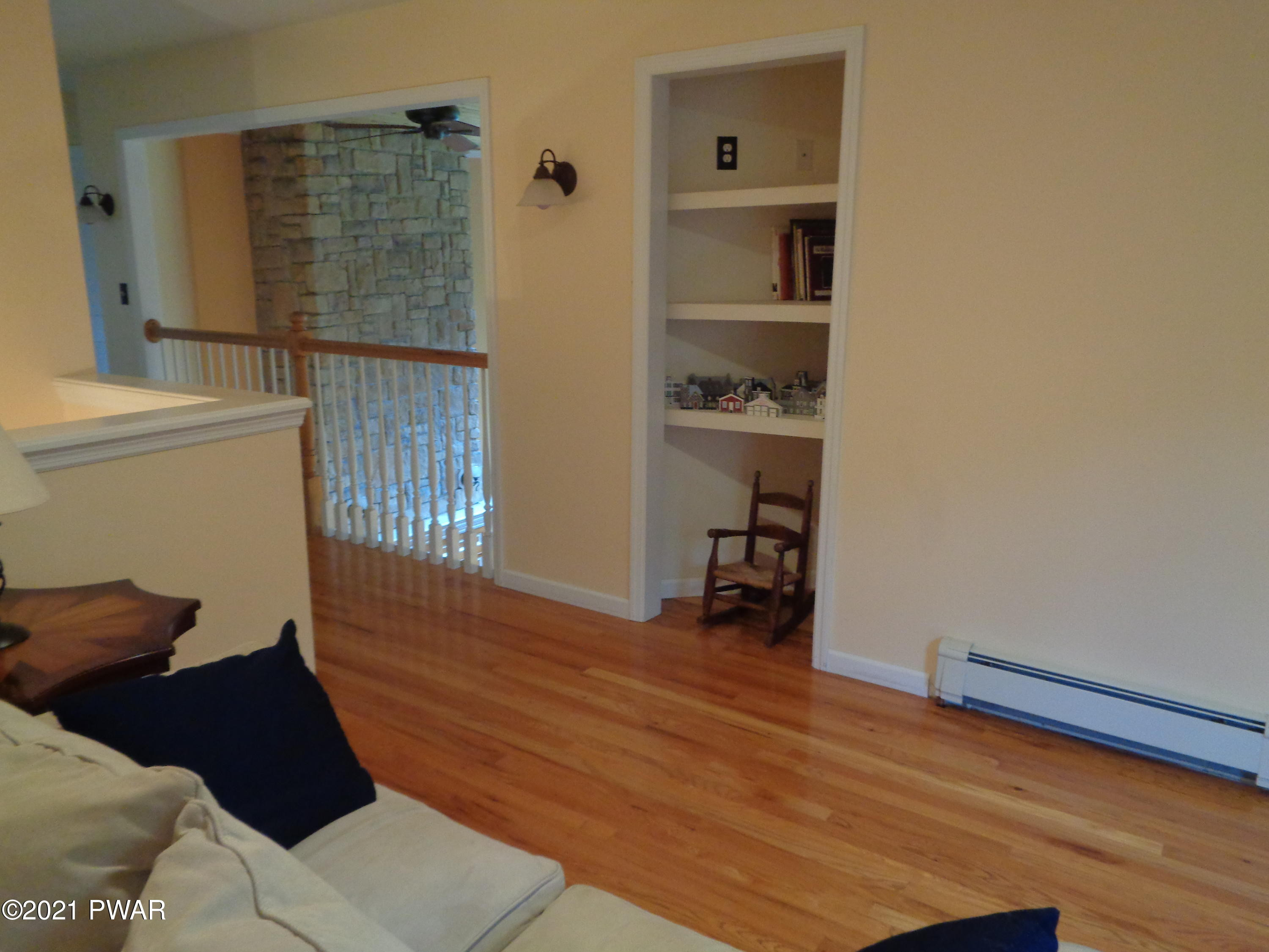 210 Husson Road Milford, PA 18337 - Photo 36 of 68 Landing Upstairs