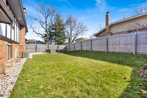 $599,000 | 5731 Doe Circle, Westmont, IL 60559