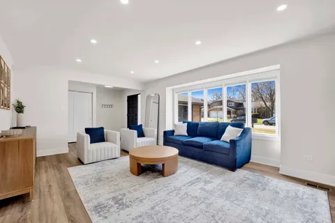 $599,000 | 5731 Doe Circle, Westmont, IL 60559
