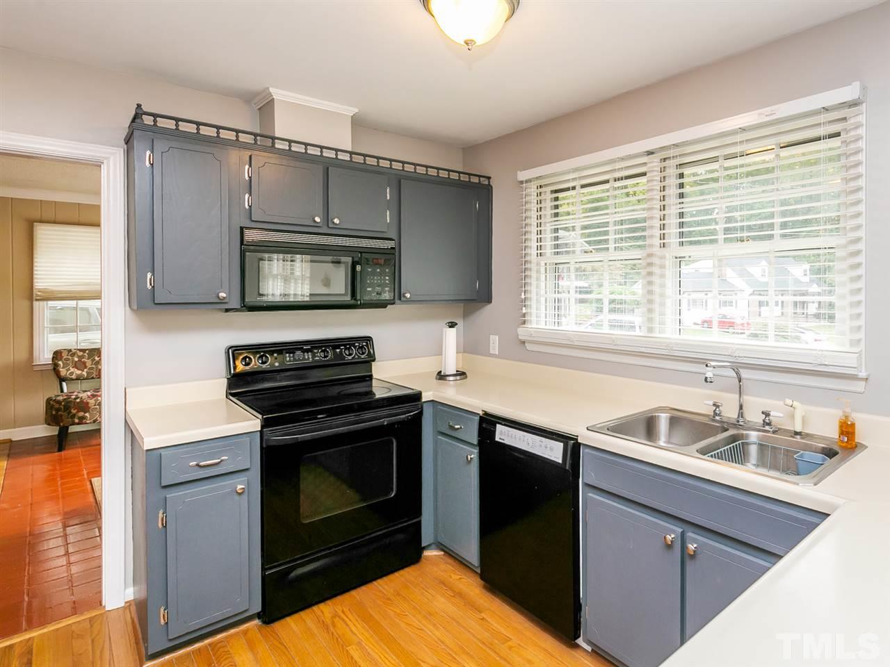 4009 Lehigh Court Raleigh, NC 27609 - Photo 6 of 12 Gallery Image 6
