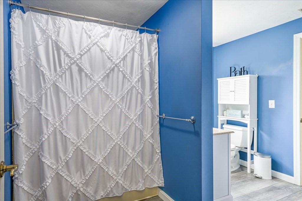 27 Meadowbrook Road Auburn, MA 01501 - Photo 16 of 37 Gallery Image 16