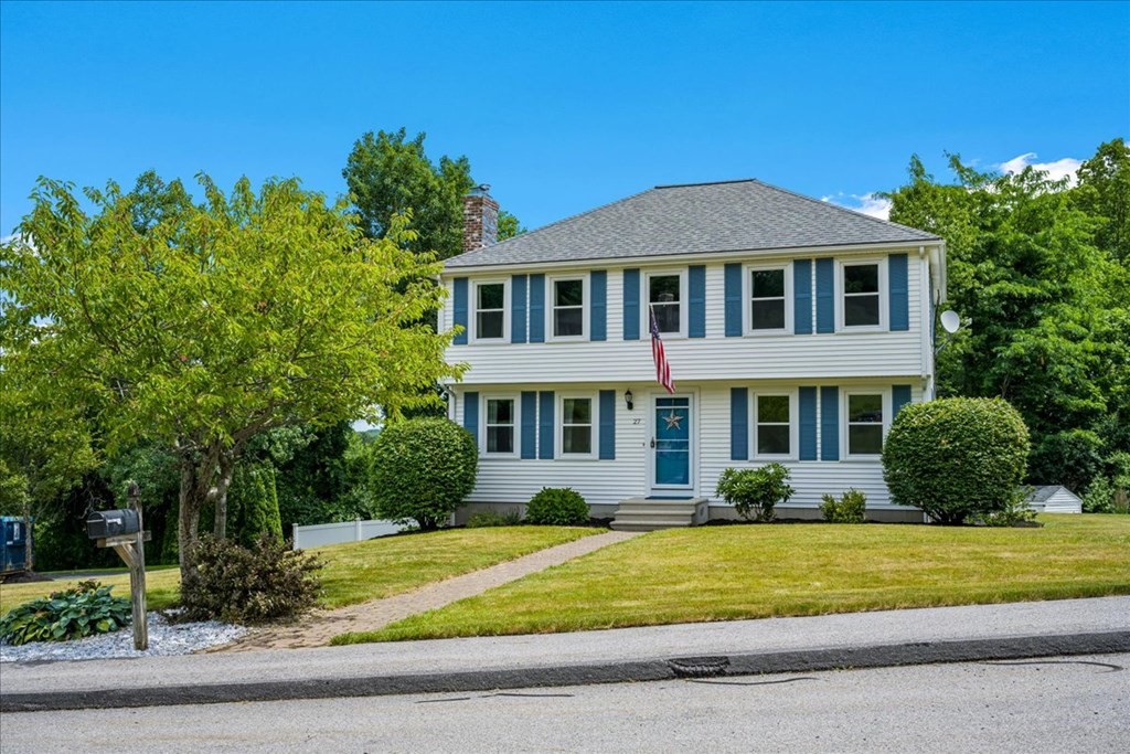 27 Meadowbrook Road Auburn, MA 01501 - Photo 2 of 37 Gallery Image 2
