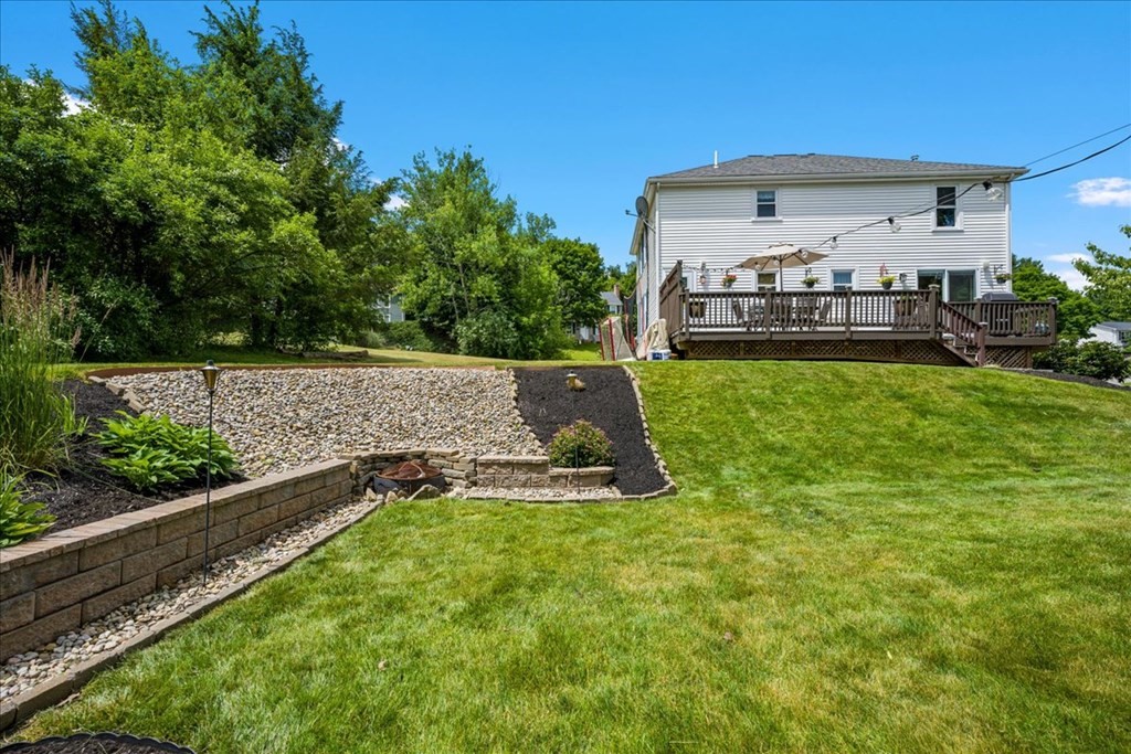 27 Meadowbrook Road Auburn, MA 01501 - Photo 30 of 37 Gallery Image 30
