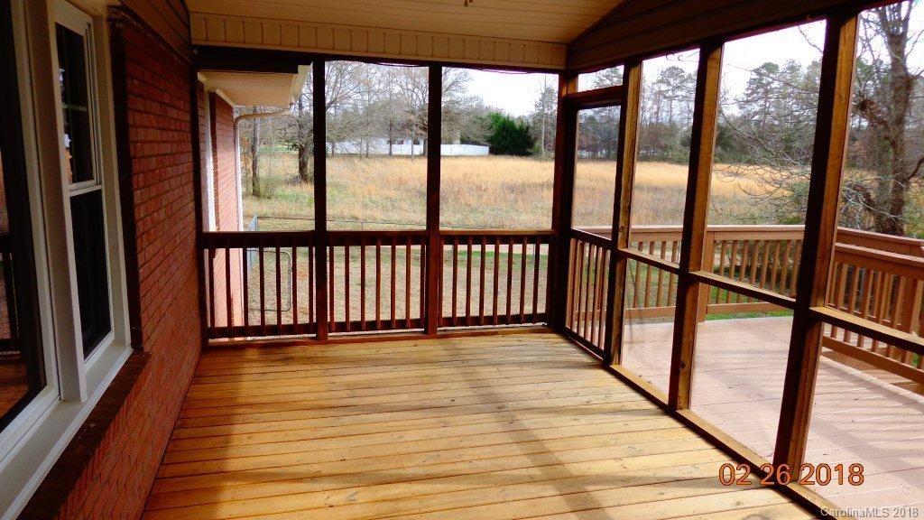6785 Oakridge Road Clover, SC 29710 - Photo 16 of 24 Gallery Image 16