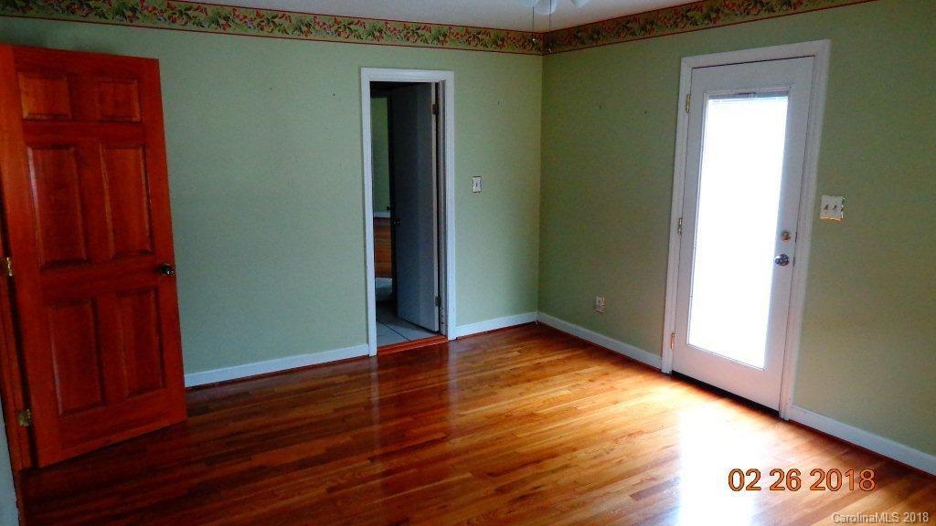 6785 Oakridge Road Clover, SC 29710 - Photo 6 of 24 Gallery Image 6