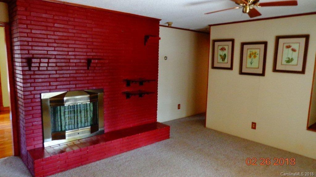 6785 Oakridge Road Clover, SC 29710 - Photo 7 of 24 Gallery Image 7