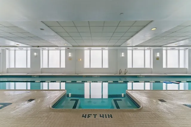 $1,190,000 | 10 Rogers Street, Unit PH19, Cambridge, MA 02142