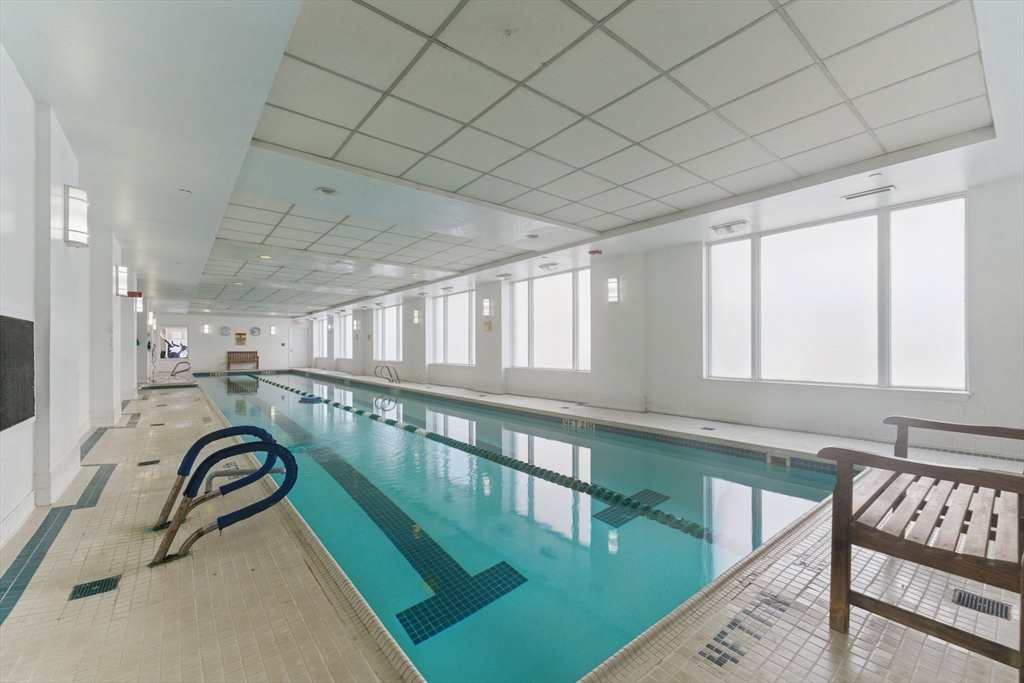 10 Rogers Street, Unit PH19 Cambridge, MA 02142 - Photo 33 of 39