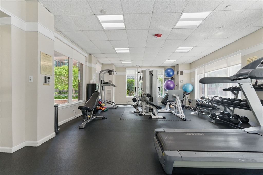 10 Rogers Street, Unit PH19 Cambridge, MA 02142 - Photo 35 of 39