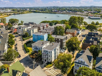 $699,900 | 175 Savin Hill Avenue, Unit 3, Boston, MA 02125