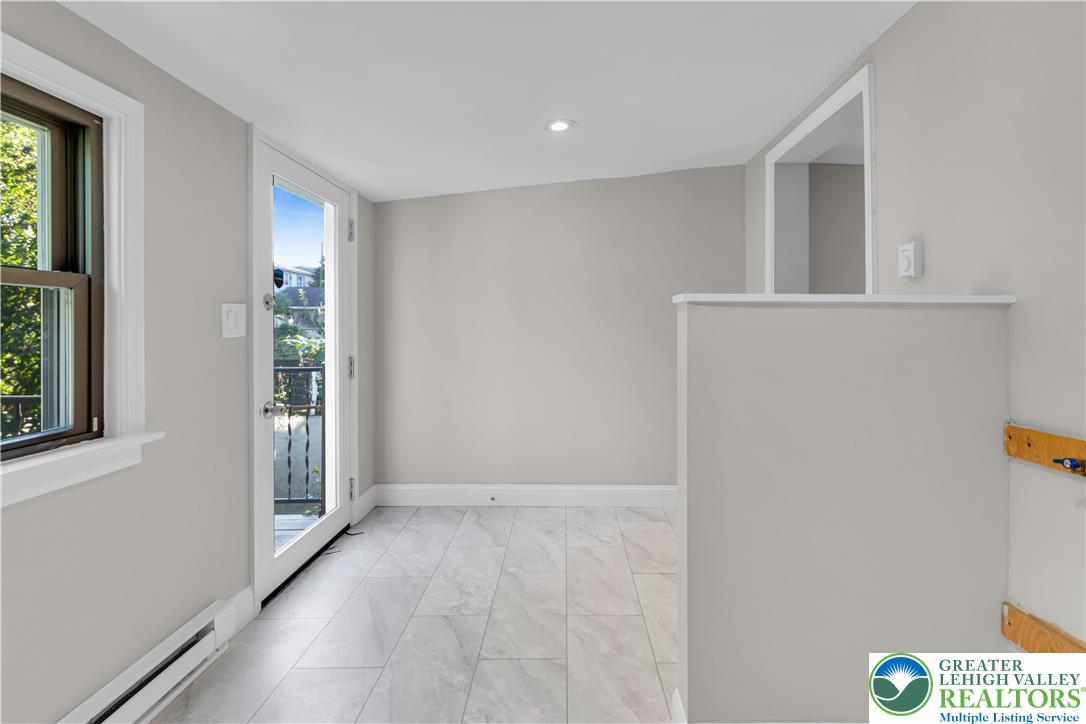 2246 2nd Street Wilson, PA 18042 - Photo 13 of 47