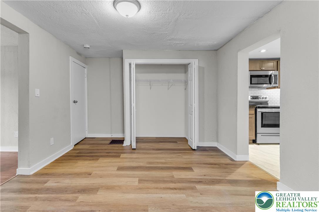 2246 2nd Street Wilson, PA 18042 - Photo 8 of 47