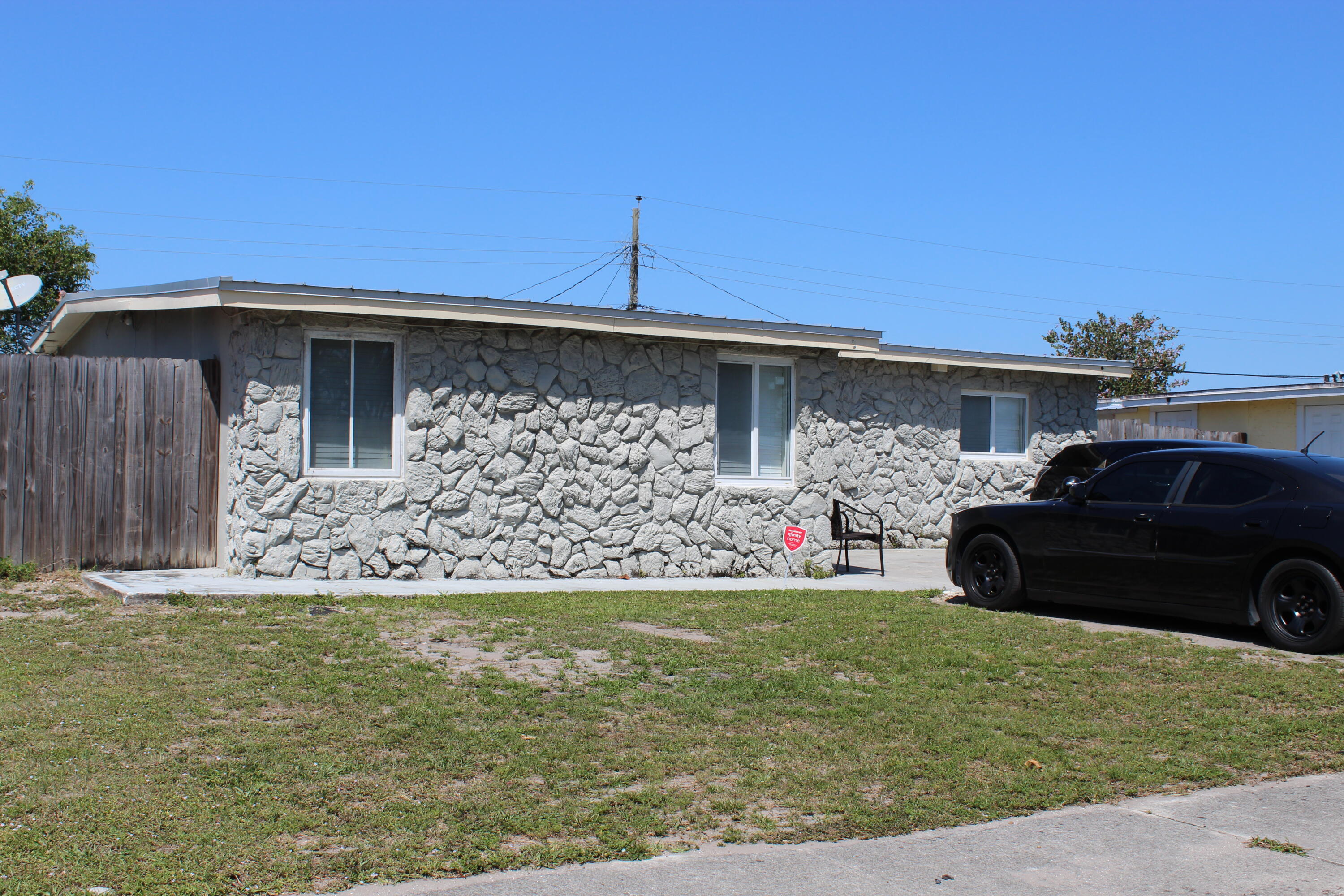 5725 South Rue Road West Palm Beach, FL 33415 - Photo 1 of 16 Front View