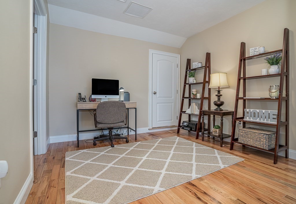 12 Beaver Pond Road, Unit 12 Milford, MA 01757 - Photo 21 of 31 Gallery Image 21