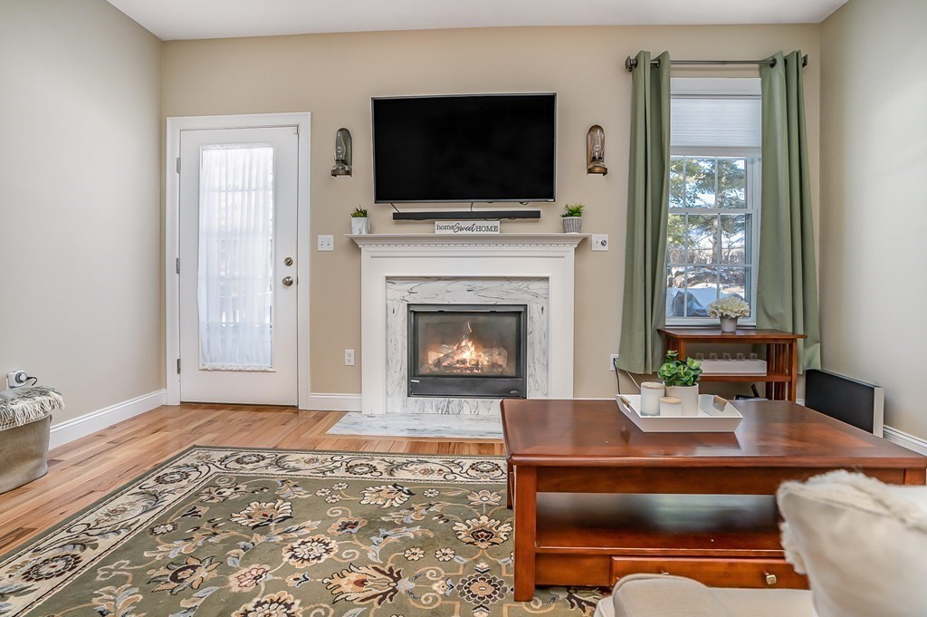 12 Beaver Pond Road, Unit 12 Milford, MA 01757 - Photo 9 of 31 Gallery Image 9