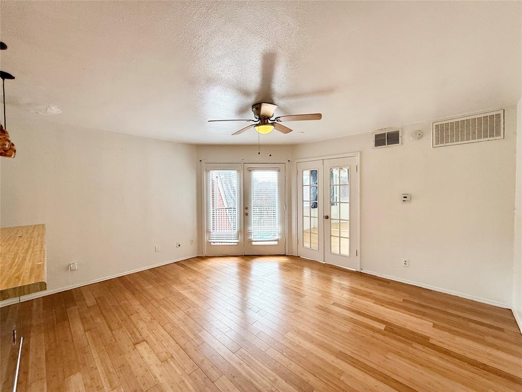 9839 Walnut Street, Unit 305 Dallas, TX 75243 - Photo 3 of 7