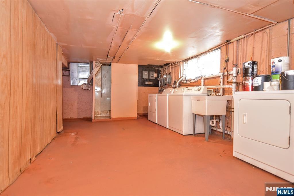 70 Main Avenue Wallington, NJ 07057 - Photo 22 of 35