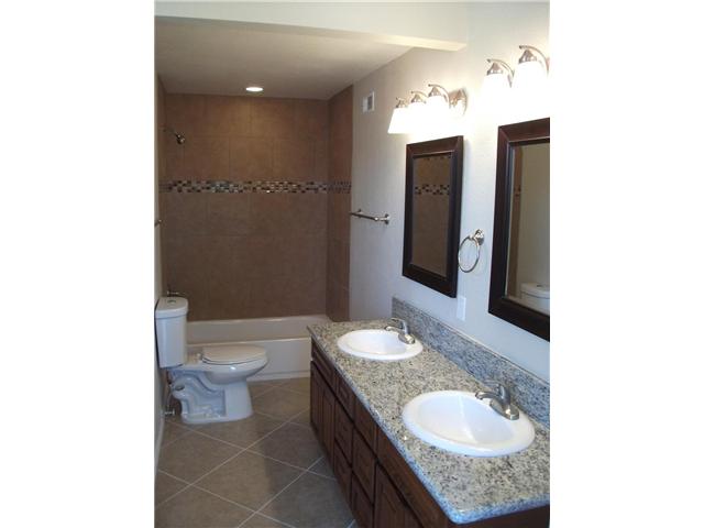 12508 Ridgeton Drive Lakeside, CA 92040 - Photo 5 of 9 Gallery Image 5