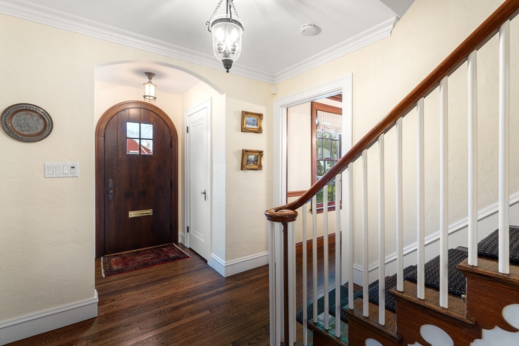 49 Whittier Road Wellesley, MA 02481 - Photo 3 of 42 Gallery Image 3