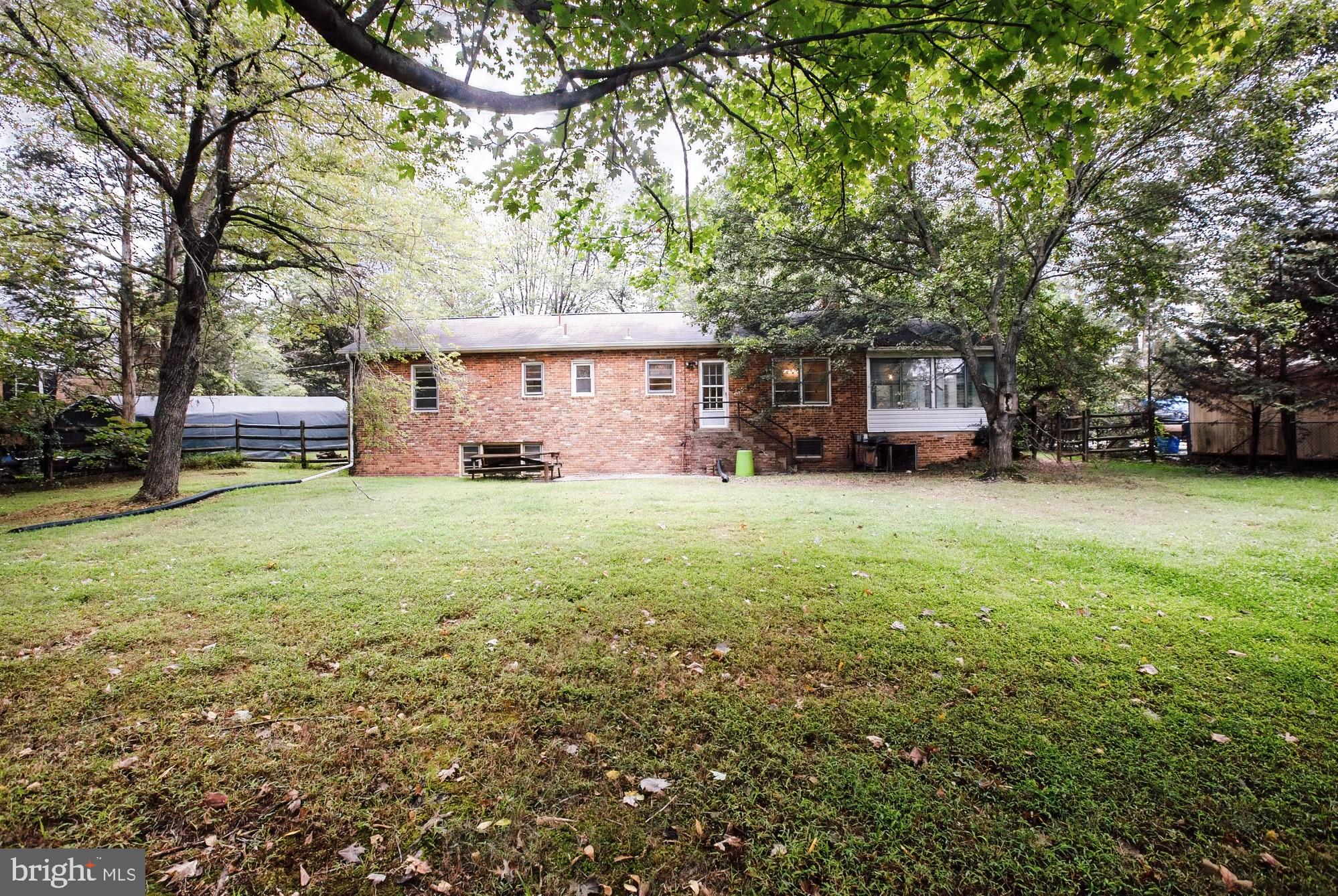 1301 Harding Lane Silver Spring, MD 20905 - Photo 26 of 28