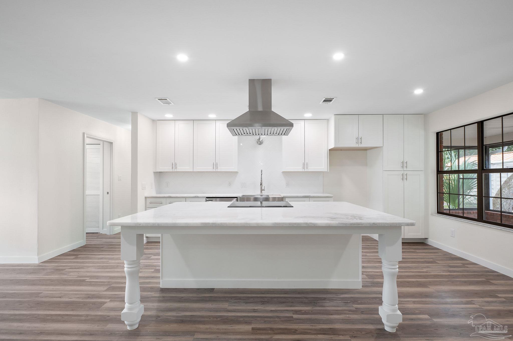 8117 Raleigh Street Navarre, FL 32566 - Photo 12 of 37