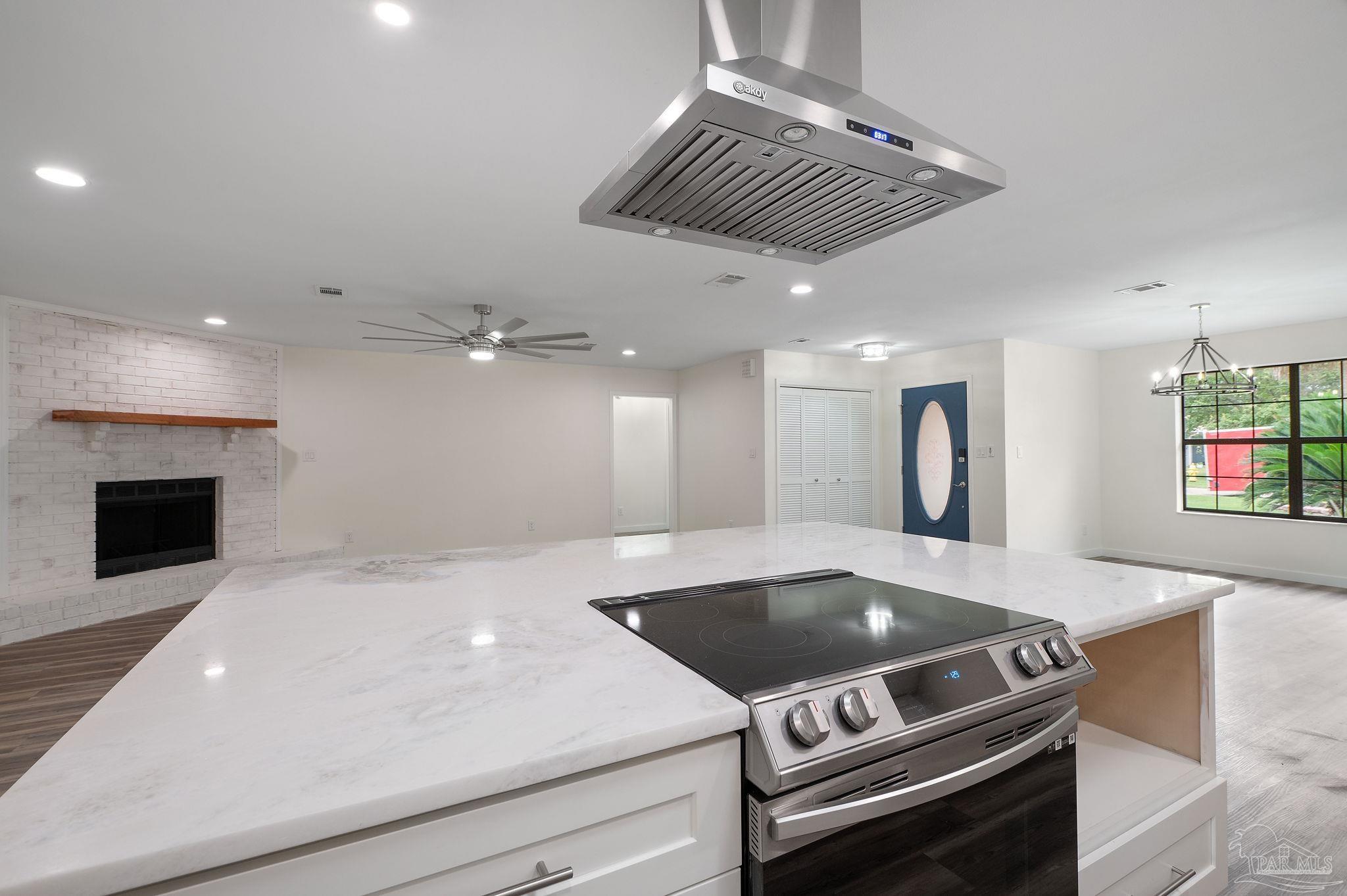 8117 Raleigh Street Navarre, FL 32566 - Photo 18 of 37