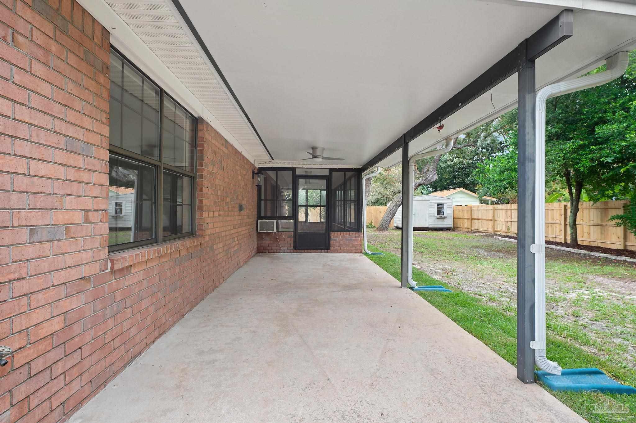 8117 Raleigh Street Navarre, FL 32566 - Photo 33 of 37