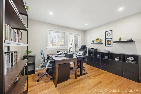 $525,000 | 1003 East Alder Lane, Mount Prospect, IL 60056
