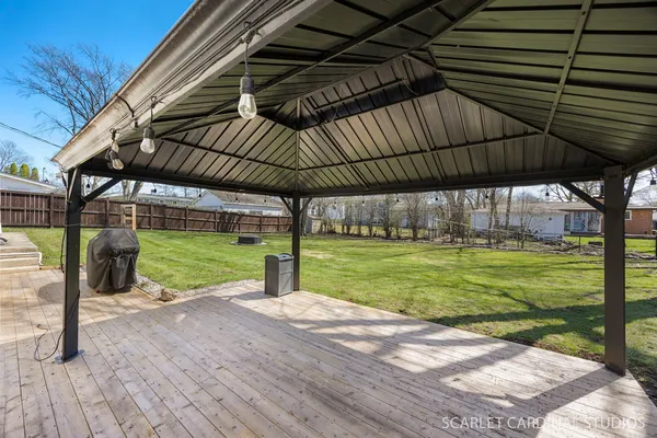 $525,000 | 1003 East Alder Lane, Mount Prospect, IL 60056