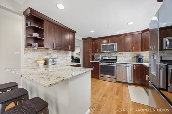 $525,000 | 1003 East Alder Lane, Mount Prospect, IL 60056