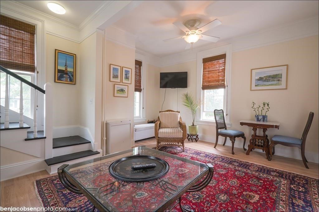 6 Restmere Terrace Middletown, RI 02842 - Photo 2 of 18