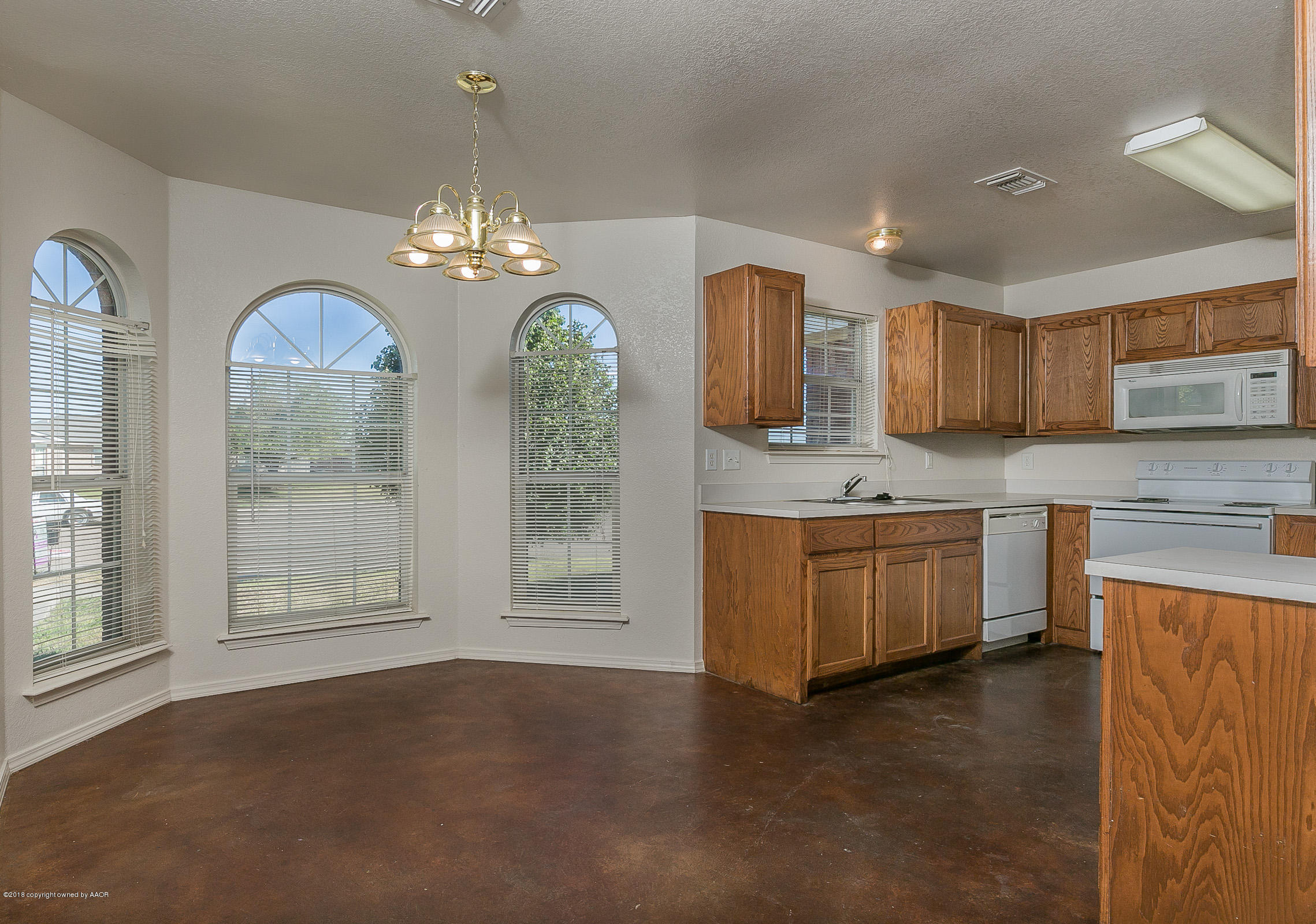 1005 Rushmore Drive Amarillo, TX 79110 - Photo 10 of 20 Dining Area