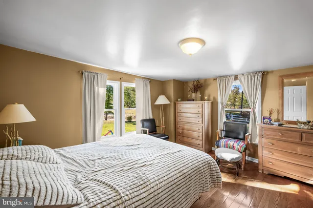 $3,000,000 | 601 Creek Road, Delanco, NJ 08075