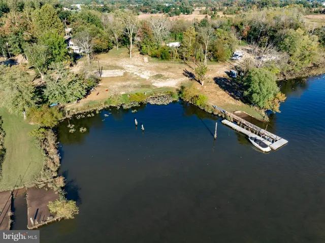 $3,000,000 | 601 Creek Road, Delanco, NJ 08075