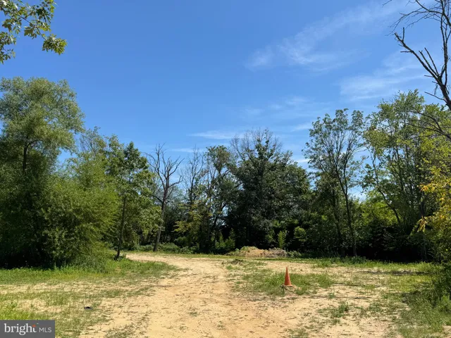 $3,000,000 | 601 Creek Road, Delanco, NJ 08075