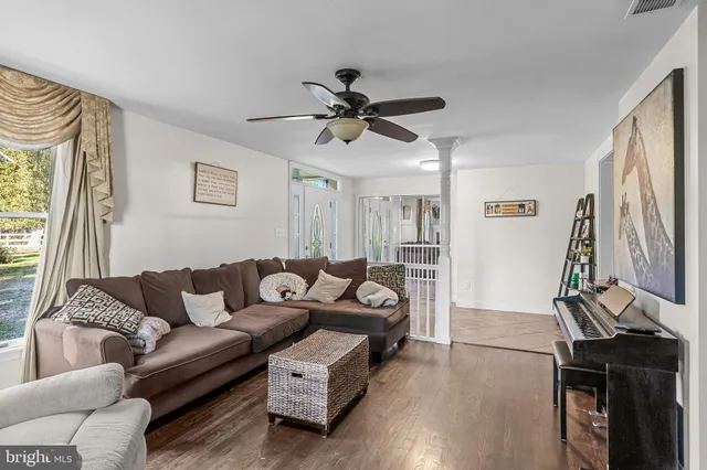 $3,000,000 | 601 Creek Road, Delanco, NJ 08075