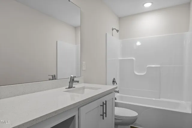 $284,900 | 906 Brookrun Drive, Oxford, NC 27565