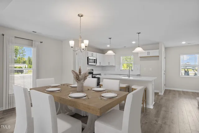 $284,900 | 906 Brookrun Drive, Oxford, NC 27565