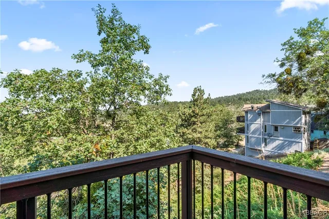 $379,000 | 33475 Music Camp Road, Running Springs, CA 92382