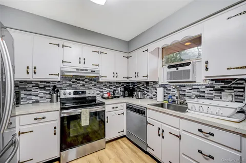 $399,000 | 298 Learn Road, Tannersville, PA 18372