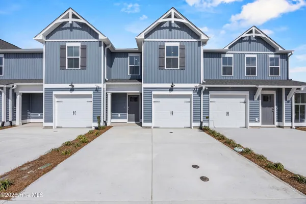 $259,900 | 14 West Pioneer Way, Unit 131, Hampstead, NC 28443