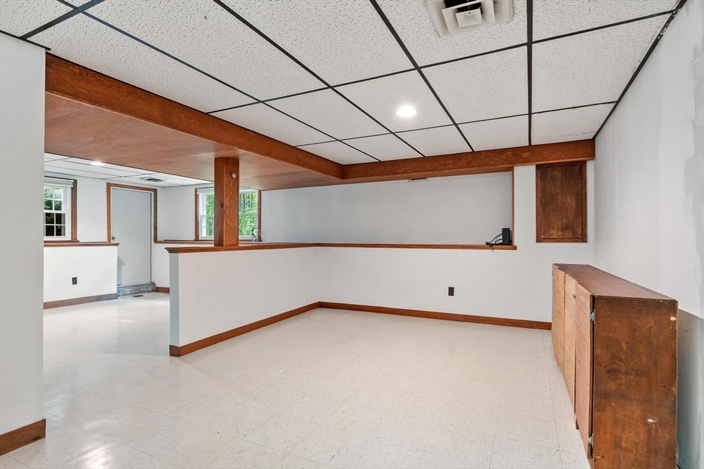 83 Providence Road Westford, MA 01886 - Photo 28 of 41
