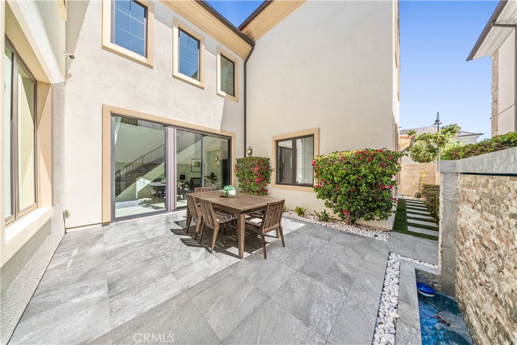 114 Interstellar Irvine, CA 92618 - Photo 17 of 75