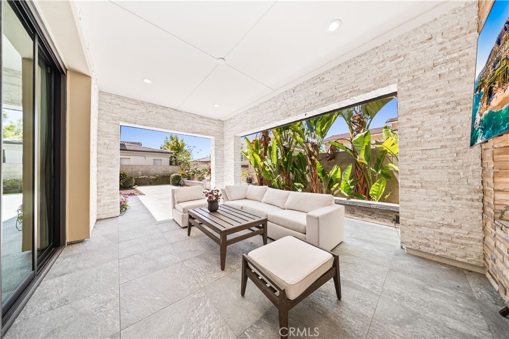 114 Interstellar Irvine, CA 92618 - Photo 30 of 75