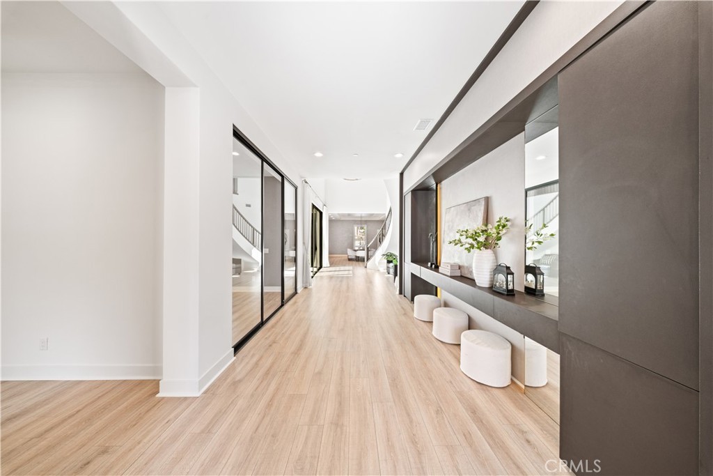 114 Interstellar Irvine, CA 92618 - Photo 4 of 75