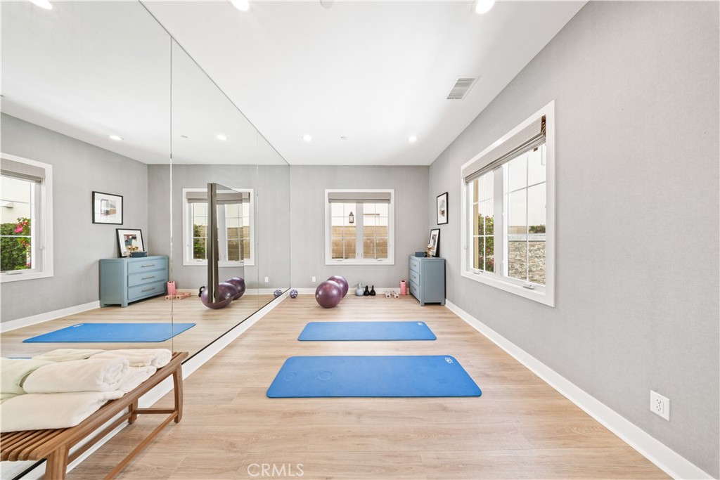 114 Interstellar Irvine, CA 92618 - Photo 8 of 75