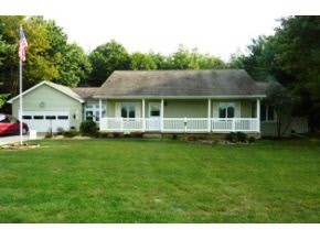 2819 Hickory Lane Rochester, IN 46975 - Photo 1 of 12