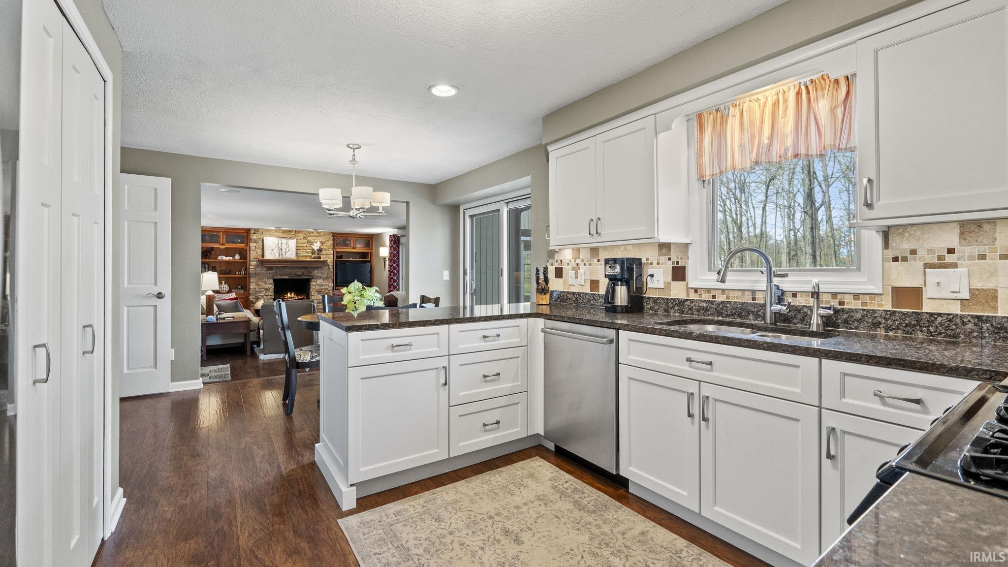 10425 Oaktree Road Fort Wayne, IN 46845 - Photo 11 of 36