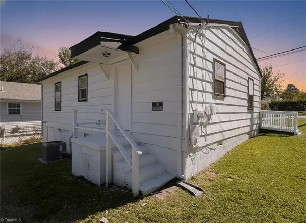 $1,350 | 1701 Franklin Avenue, High Point, NC 27260