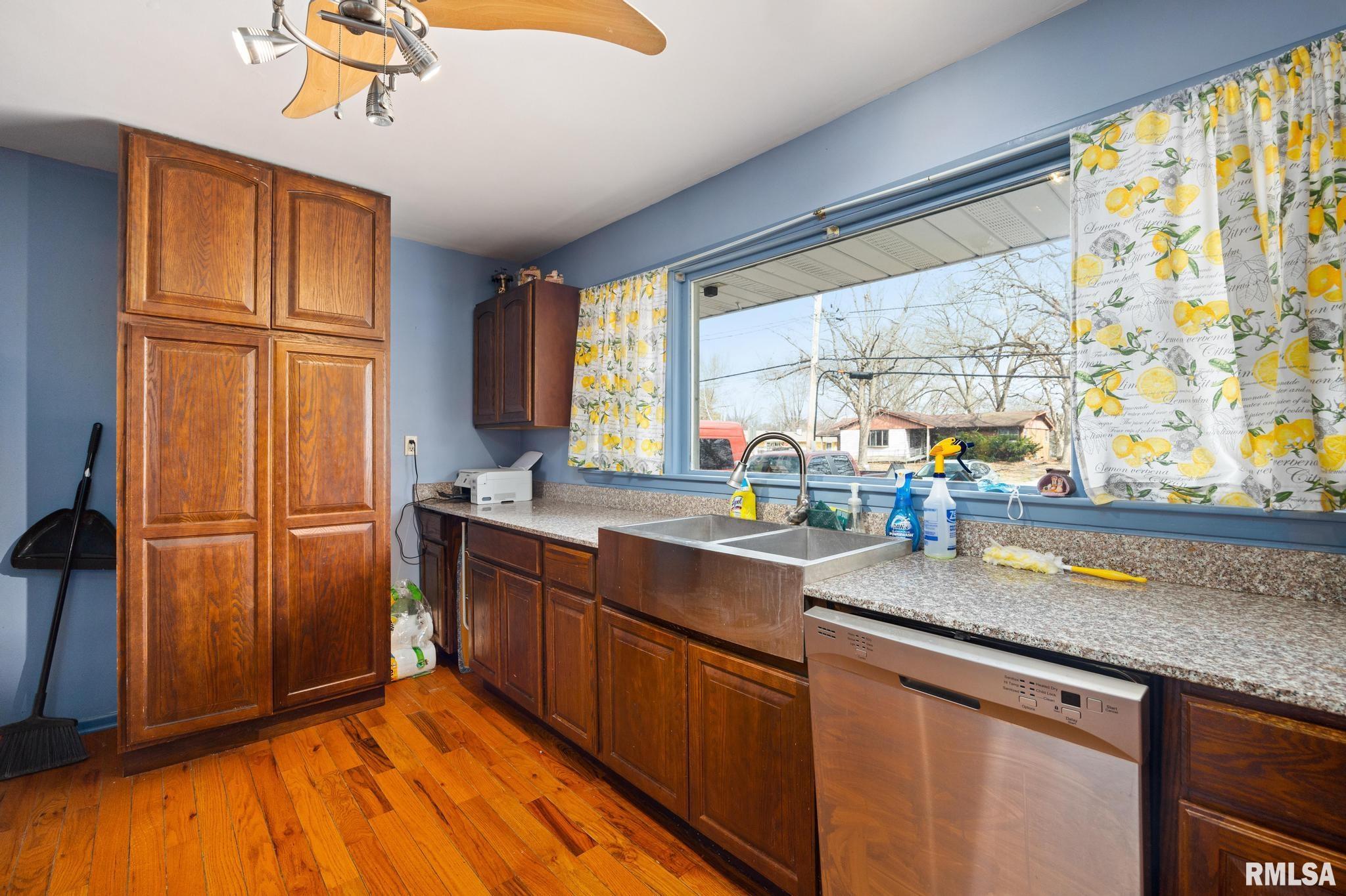 2413 North Lehman Road Peoria, IL 61604 - Photo 6 of 25